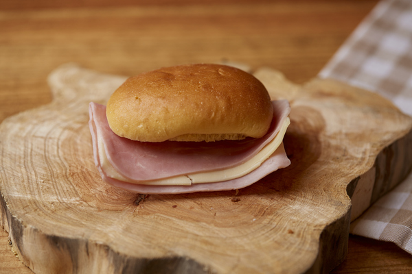 media noche jamon y queso